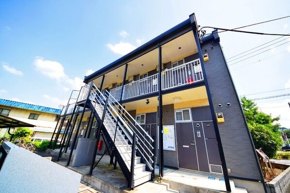 レオパレスティンカーベルの物件内観写真